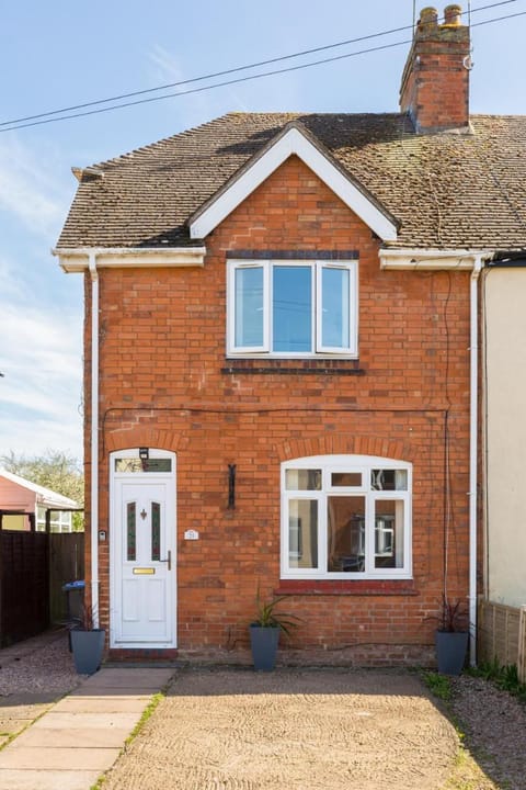 21 Park Road | 3-Bed House Vacation rental in Stratford-upon-Avon