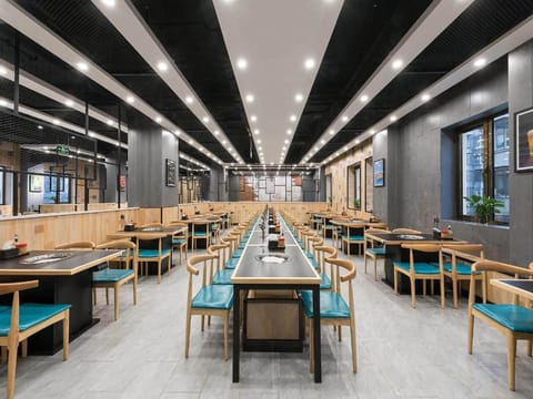 James Joyce Coffetel Beijing Fangshan Liangxiang Nanguan Metro Station Hotel in Beijing