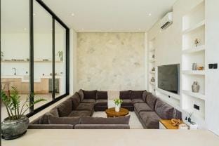 Brandnew 4BR Luxury Estate next to Beach & views Vacation rental in Mengwi