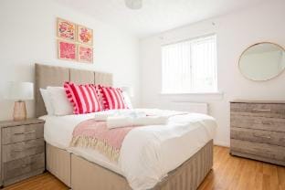 Deanswood House Vacation rental in Livingston