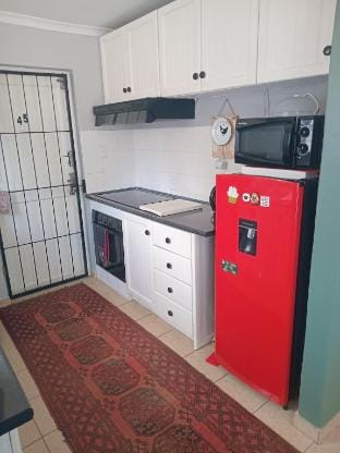 Yellowbird self catering accommodation Vacation rental in Western Cape