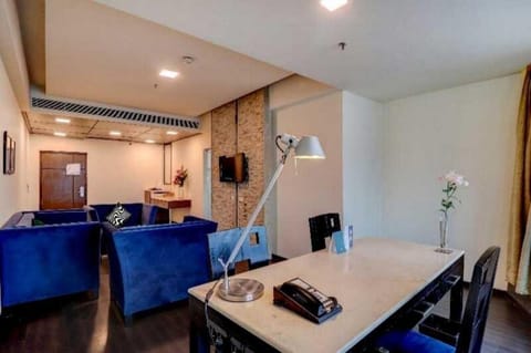 Luxury Experience by Sunday Hotels Pink City Jaipur with Swimming and Fine Dine Hotel in Jaipur