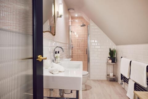 The White Hart Inn Inn in Mersea Island