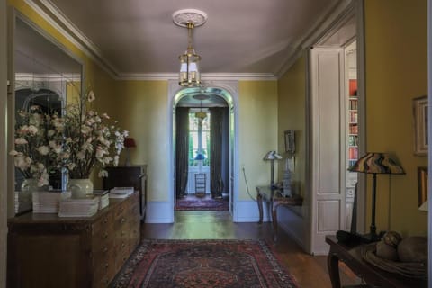 Le gîte Damas du Château de Vaulx Country House in Bourgogne-Franche-Comté