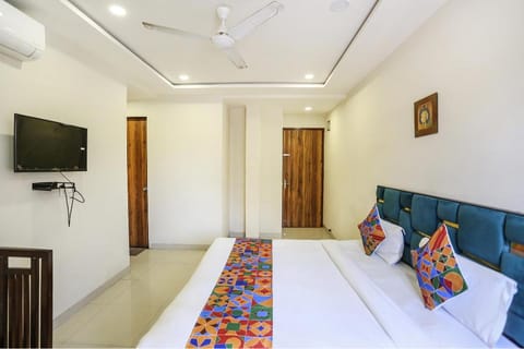 FabHotel Shiv Rachna Hotel in Jaipur