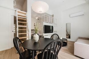 Gran Turia: Premium Apartment with Private Terrace Vacation rental in Valencia