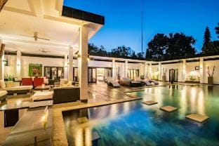 Stunning Villa Lily Lovina. Ideal for groups Vacation rental in Bali
