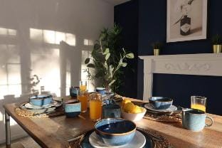 Spacious Home in Newcastle upon Tyne- Free Parking Vacation rental in Newcastle upon Tyne