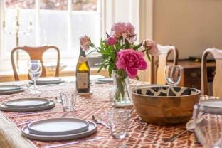 2 Bath House, Stunning 5 Bedroom House in Ilfracombe - Steps from Tunnels Beach Vacation rental in Ilfracombe