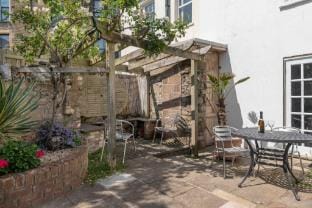 2 Bath House, Stunning 5 Bedroom House in Ilfracombe - Steps from Tunnels Beach Vacation rental in Ilfracombe