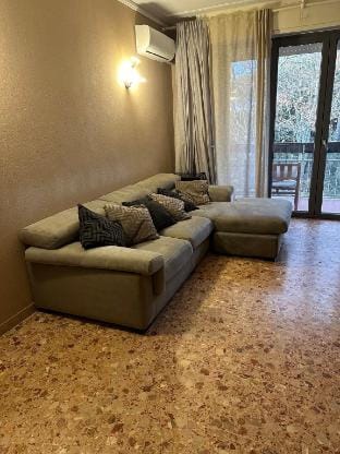 2 bedroom apartment 50 m from the sea Vacation rental in Viareggio