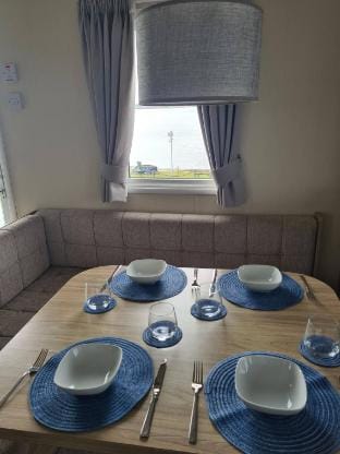 The Seaflower - With Lake Views Campground/ 
RV Resort in Barrow-in-Furness District