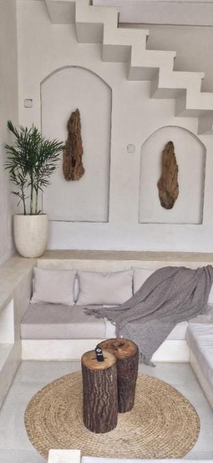 Modern Tropical Villa 2BR, Family Friendly Retre Villa in Bali