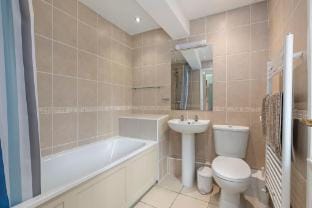 Clover at Gorslwyd - Sound Retreat Vacation rental in Penbryn