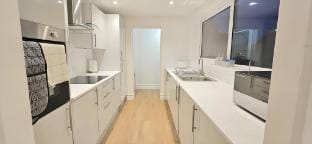 10% OFF|Weekly Rate|Relocation|Parking|WiFi|3BDR Vacation rental in Bedford