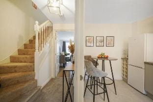 WeeklyStay|Relocation|Parking|Sleeps5|WiFi Vacation rental in Aylesbury