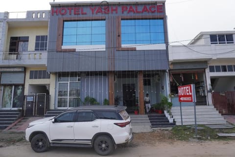 Hotel Yash Palace Hotel in Jaipur