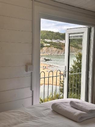 Cwtch Glanmordy by Aberporth Beach Holidays Vacation rental in Wales