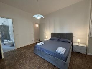 [Centrale e spazioso] 3 camere, 3 bagni + terrazzo Apartment in Bergamo