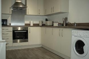 EDYN - Luxe Duplex |PS5| Free Parking| Fast Wi-Fi Apartment in Nottingham