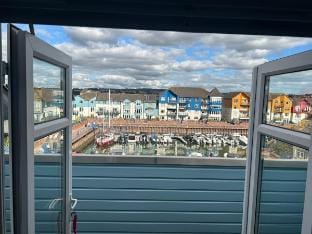 Madison Wharf Apartment in Exmouth