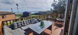 42 pine lodge & sea views Vacation rental in Wales