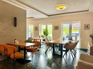 AR Boutique Hotel Heusenstam-CTR Vacation rental in Offenbach