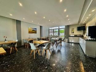 AR Boutique Hotel Heusenstam-SSR Vacation rental in Offenbach