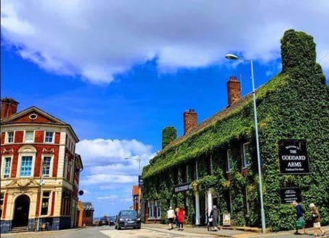 Spacious contactor family Apartment Apartment in Swindon