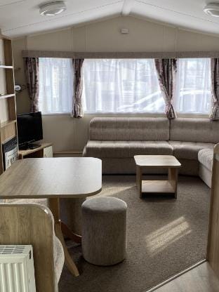 Caravan Hire Butlins Minehead Campground/ 
RV Resort in Minehead