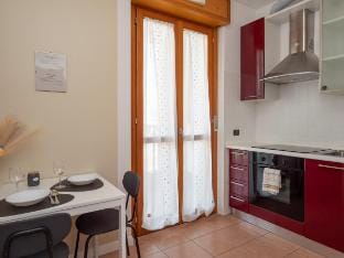 Spazio Breda – Free Garage, M1 Metro, Balcony Vacation rental in Sesto San Giovanni