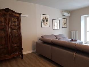 Chocolat Relais et Maisons - Le Mairie Apartment in Omegna