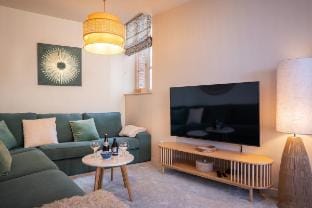 The Red House • Charm & Meuse Nearby Vacation rental in Wallonia, Belgium