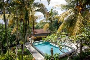 White House Bed and Breakfast in Ubud