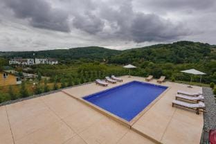 Green panorama Vrdnik Apartment in Vojvodina