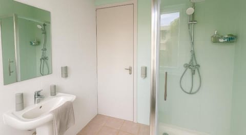 Windmill Hostel Hostel in Saint Julians