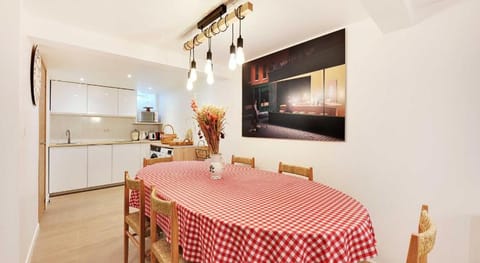 Exceptional flat - 3BD/8P - Trocadéro Hotel in Paris