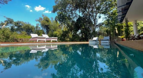 Leafy Riverbank Hostel in Kediri