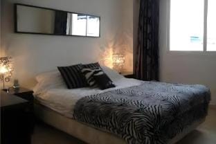 Modern Marina Apt Fantastic location Marina/Beach Apartment in Estepona