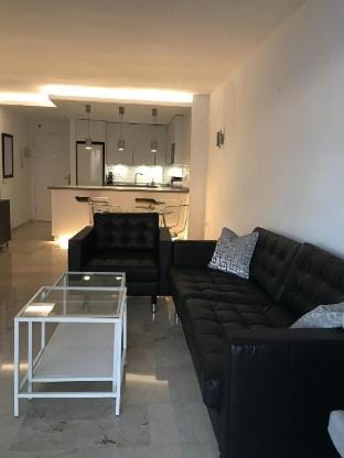 Modern Marina Apt Fantastic location Marina/Beach Apartment in Estepona