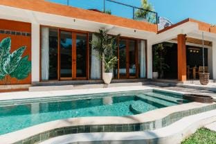 Villa MayaMika - 3BR Villa in Batutampih Villa in Kediri