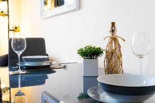 Lovely & Bright 2 Bed Apartment Apartment in Inverness