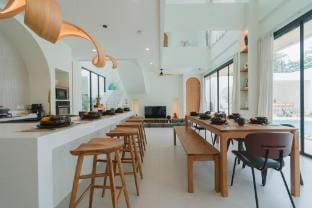 Marcio 5BR Luxury & Stylish Villa in Jimbaran Bali Villa in Kuta Selatan