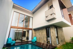 Resvara F25 - 3BR Private Pool Villa in Ciputra Villa in Kediri