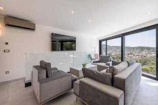 Mar Escape Villa Croatia Villa in Šibenik-Knin County, Croatia