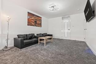 Luxury 4 Bedroom House with Free Parking Vacation rental in Metropolitan Borough of Solihull