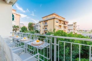 Marine Charm in Viareggio Apartment in Viareggio