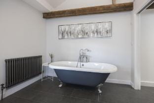 Stunning and Contemporary 2 Bed Home in Lansdown Vacation rental in Cheltenham