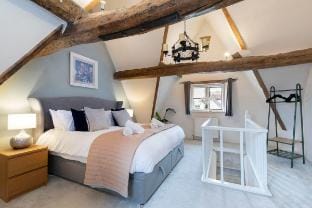 Charming 3-Bed Cottage in Central Stroud Vacation rental in Stroud