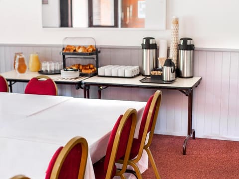 The Reston Hotel, Part of AG Collection Hotel in Washington